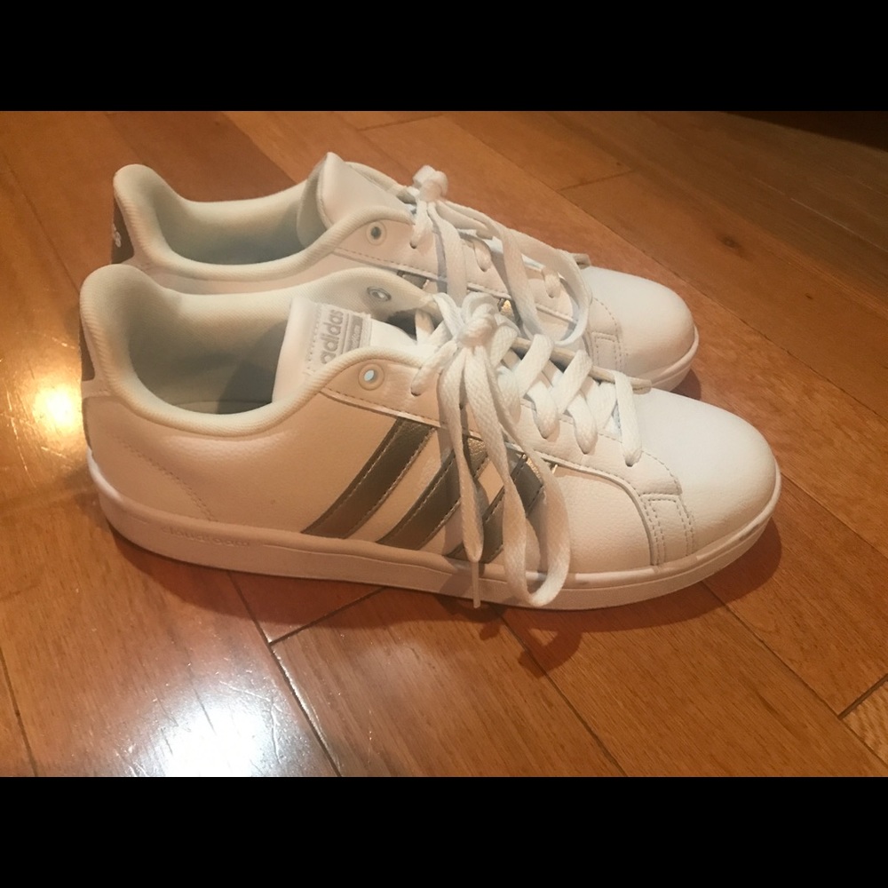 Adidas cloudform advantage shoes, worn twice